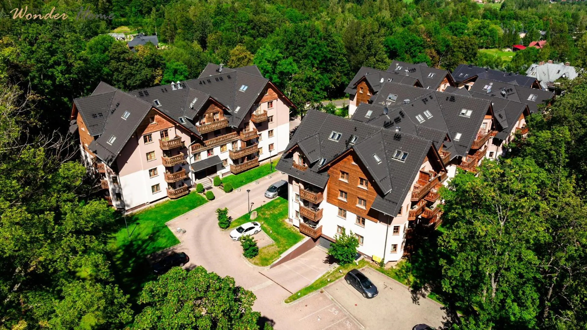 Wonder Home - Apartament Grey W Spokojnej Okolicy - Blisko Terenow Zielonych Karpacz